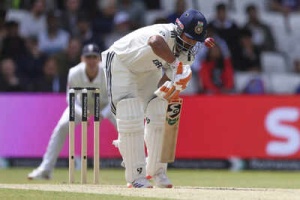 Rishabh Pant's Fearless Batting Revolutionizes Test Cricket: Greg Chappell Draws Adam Gilchrist Comparison